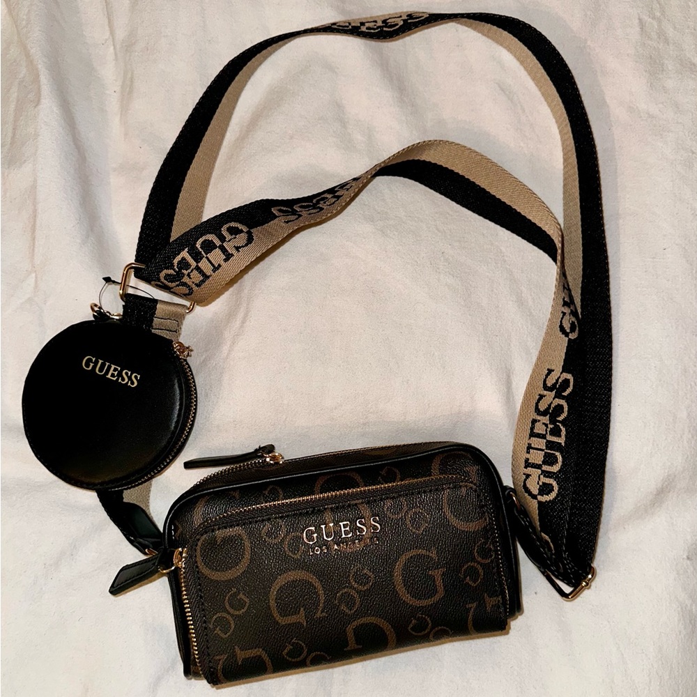 GUESS crossbody purse
